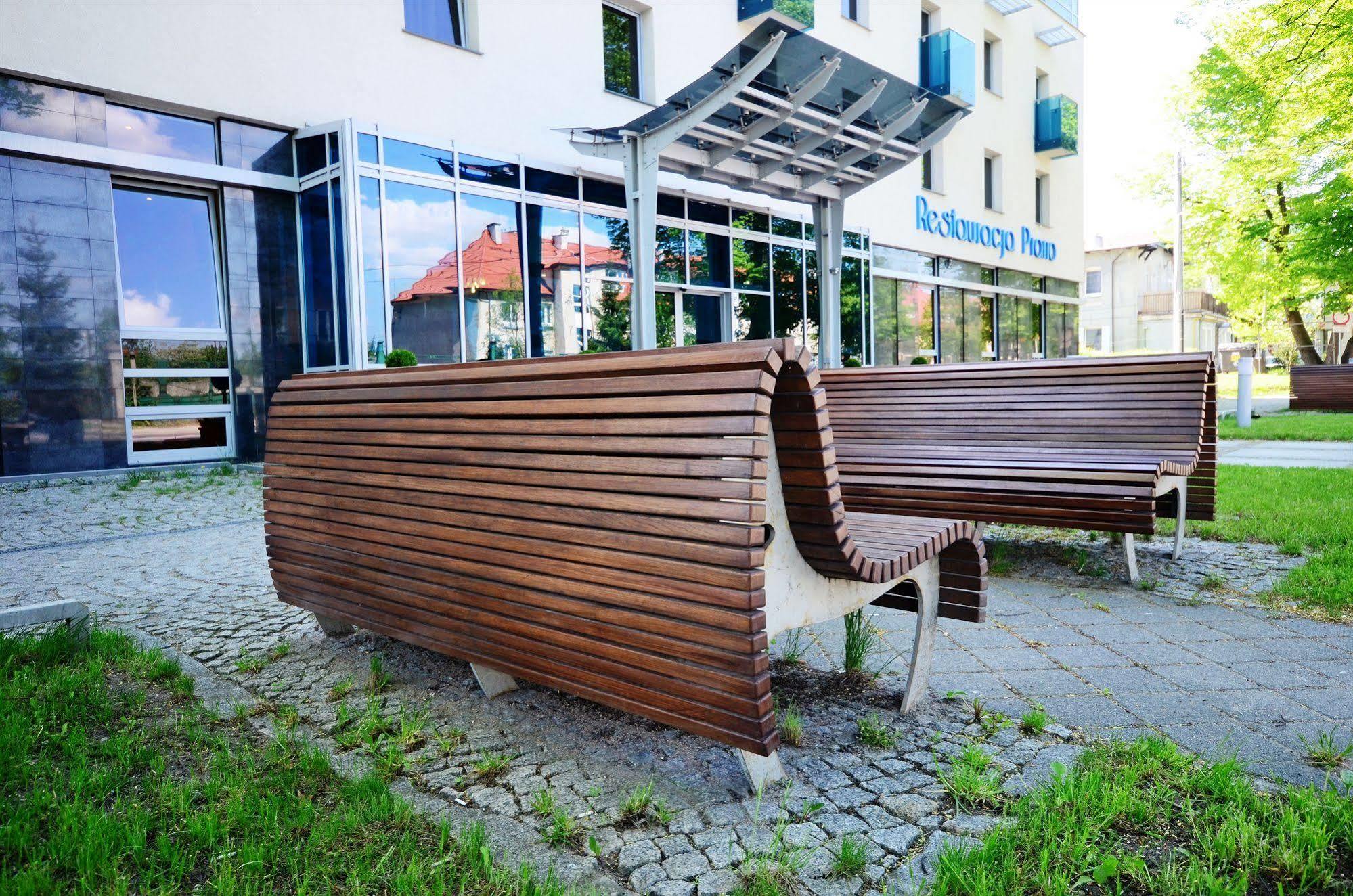 Chopin Hotel Pruszcz Gdanski Exterior photo